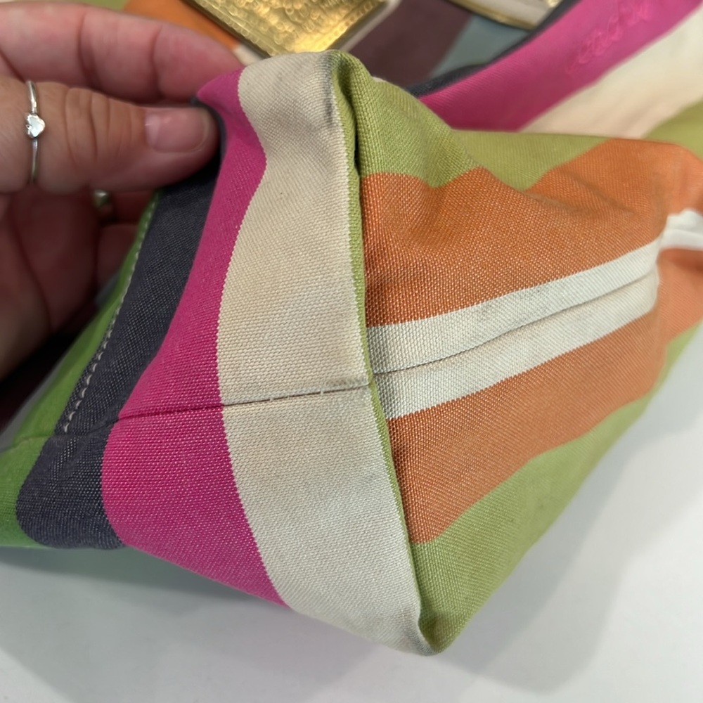 COACH poppy Tote Set. - Picture 9 of 16